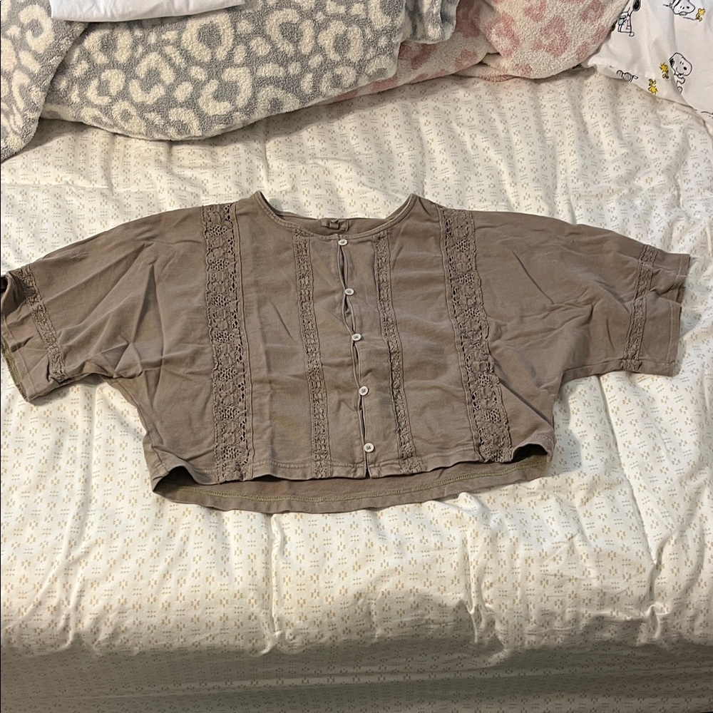 Aerie short sleeve cardigan, EUC size medium.